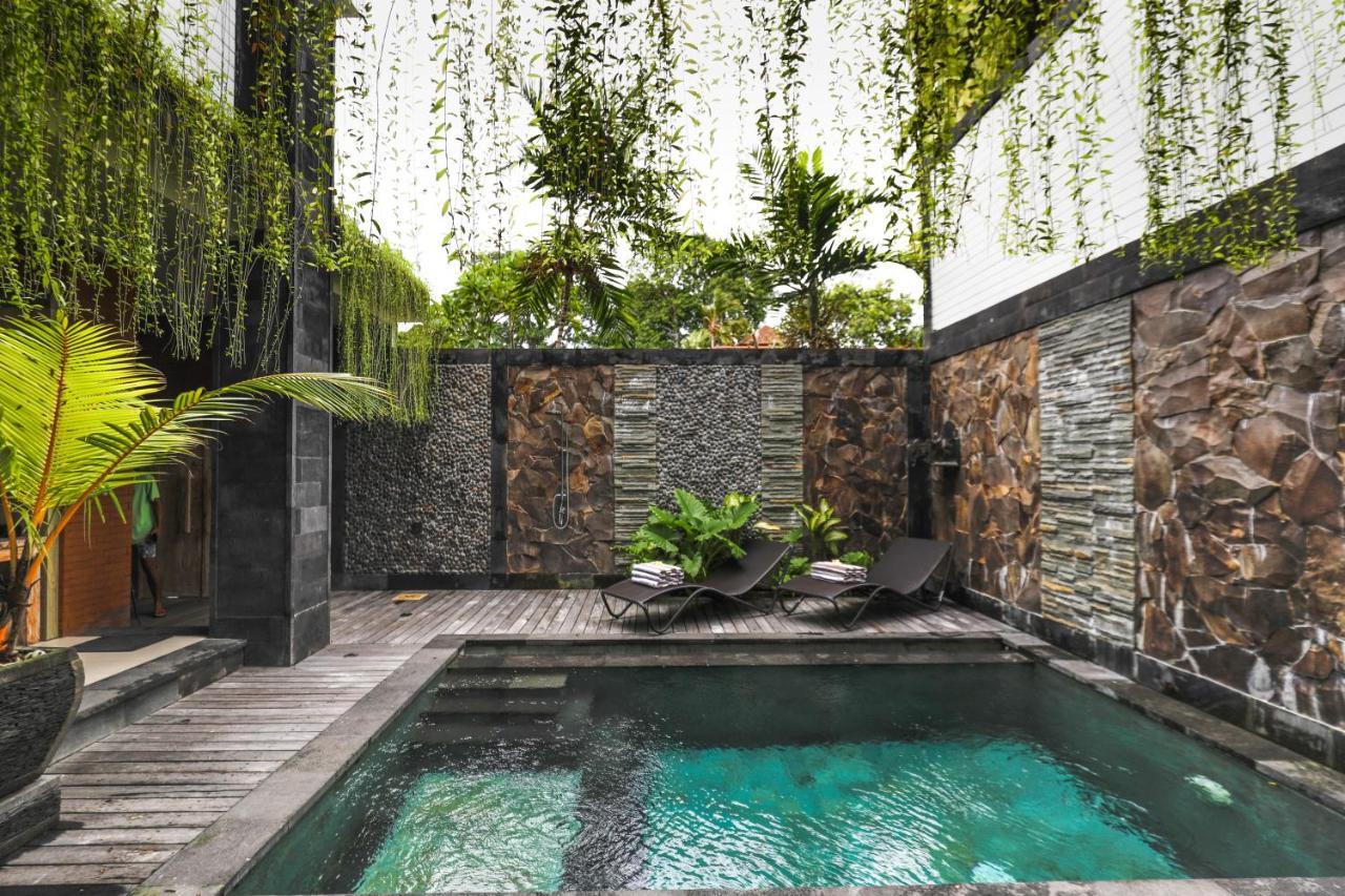 Puri Bagus Villa Legian Kuta Exterior photo