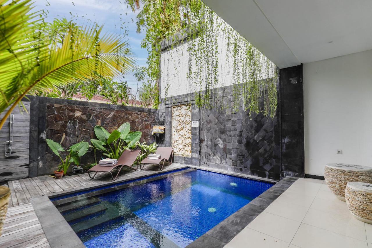 Puri Bagus Villa Legian Kuta Exterior photo